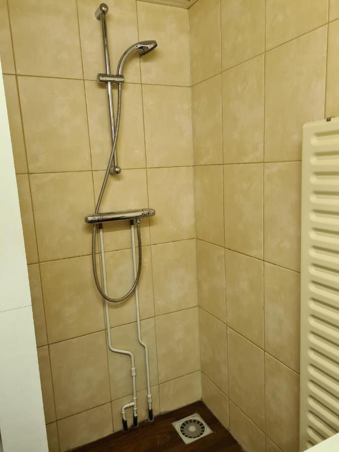 Ruim Appartement In Centrum Yerseke 6 Personen Екстер'єр фото